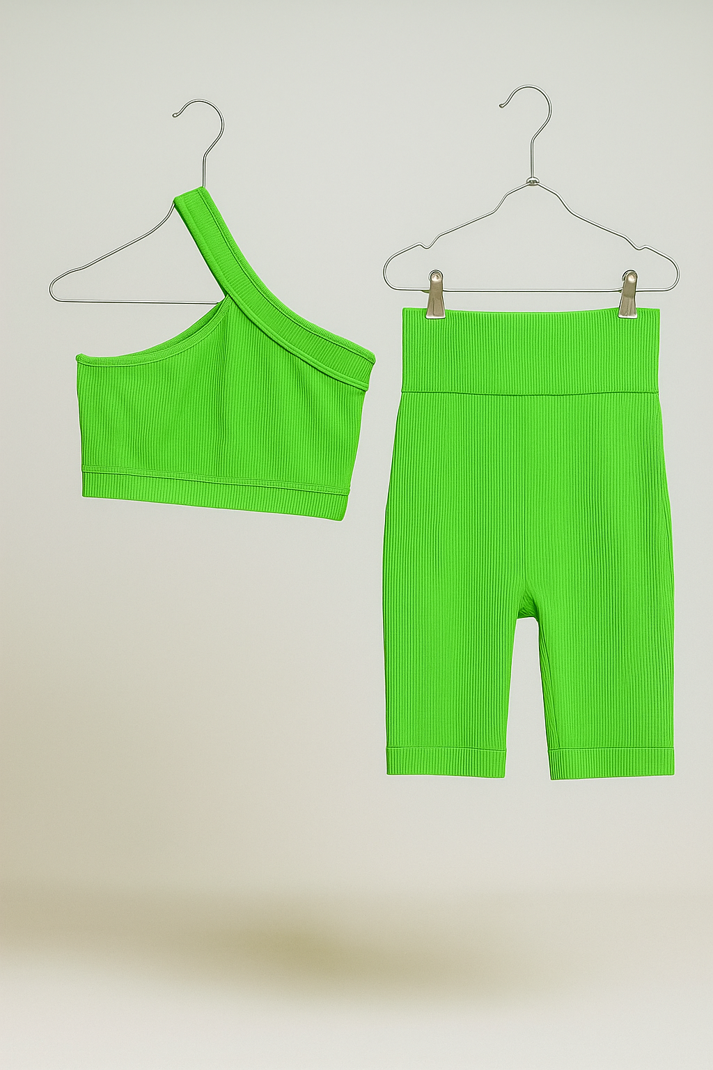 ✨Camisa/Pantalón Corto Verde✨￼